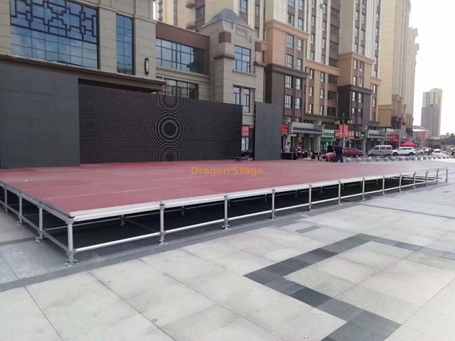 Aluminum Portable Outdoor Event Pipe Stage with Buckle Locking System 6.1x3.66m Height 0.4-0.8m
