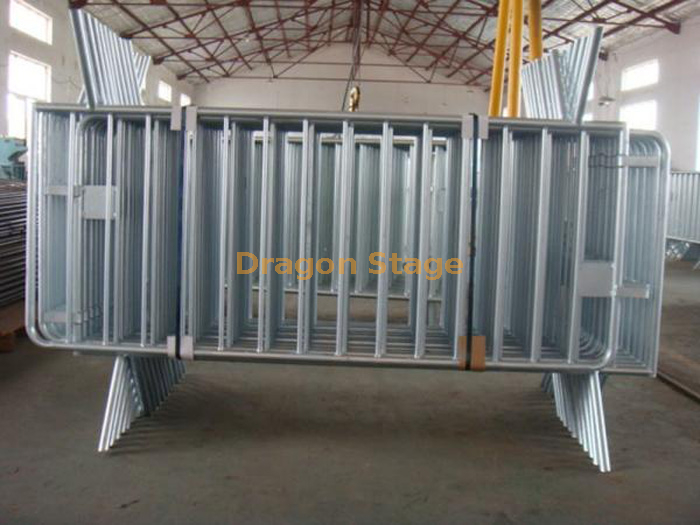 portable galvanised crowd control barriers (10)