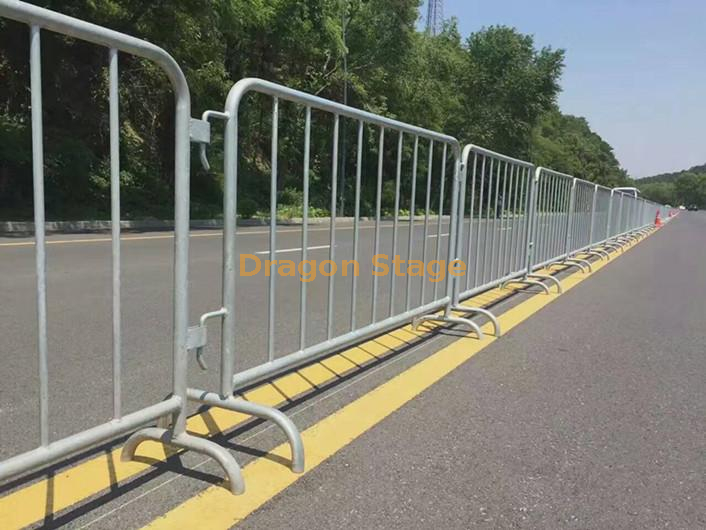 portable galvanised crowd control barriers (21)