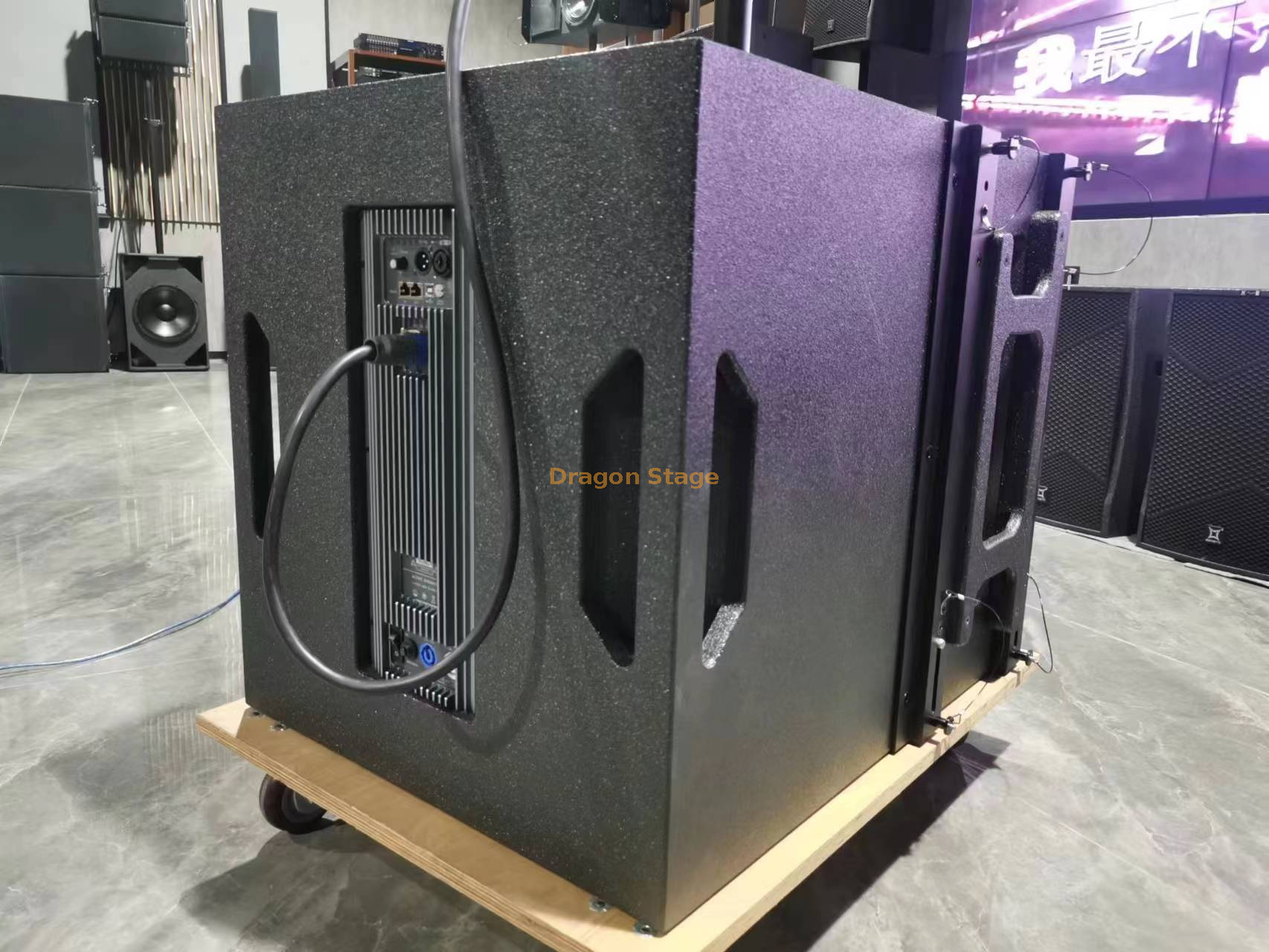 10 Inches Active Portable Line Array System (1)