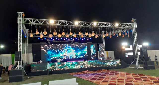 Outdoor concert stage roof truss system for sale