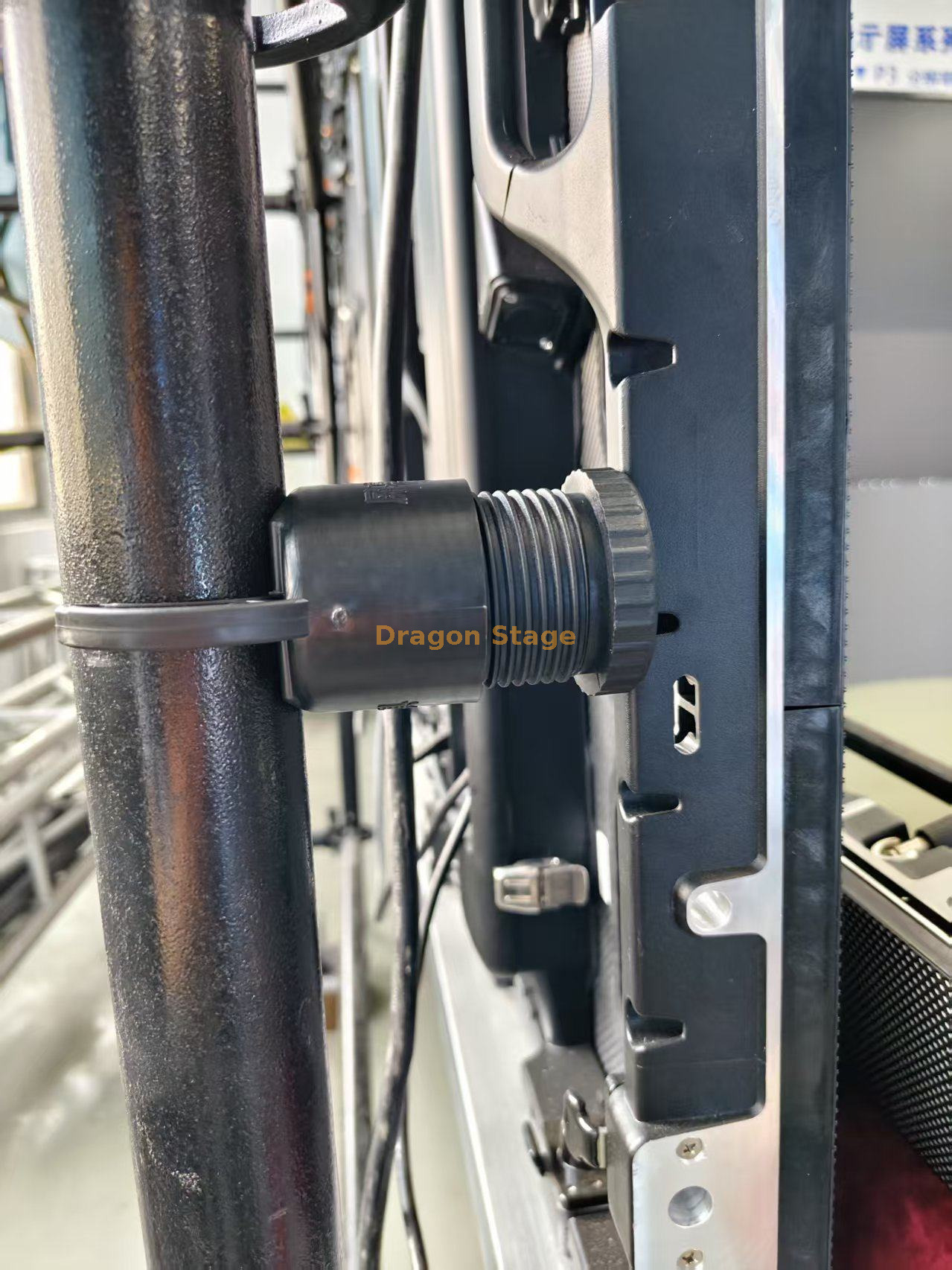 Truss Screen Spacer (1)