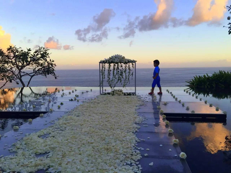 Glass Podium Stage for Swimming Pool for Wedding