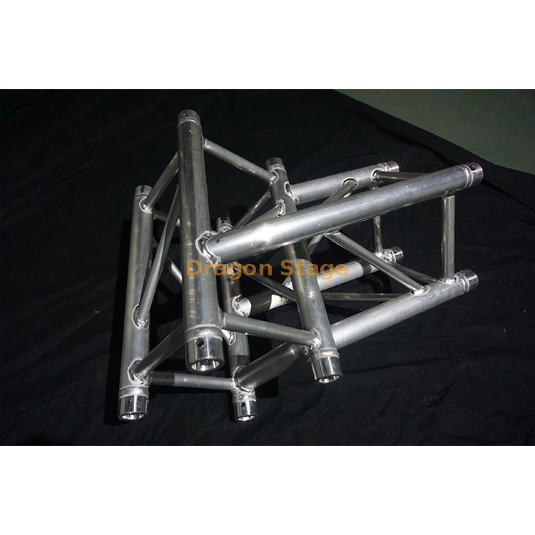 3 way spigot truss corner (2)