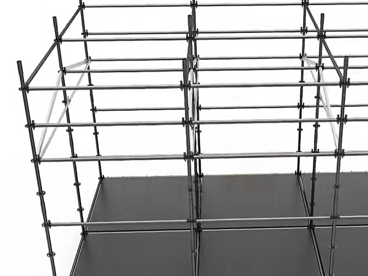 Install the tent Cross Beams and Roof Beams.png