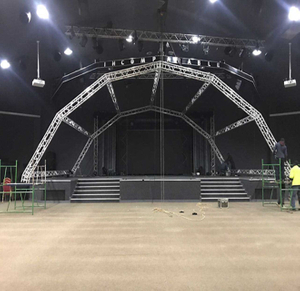 heavy duty adjustable stage truss with lights