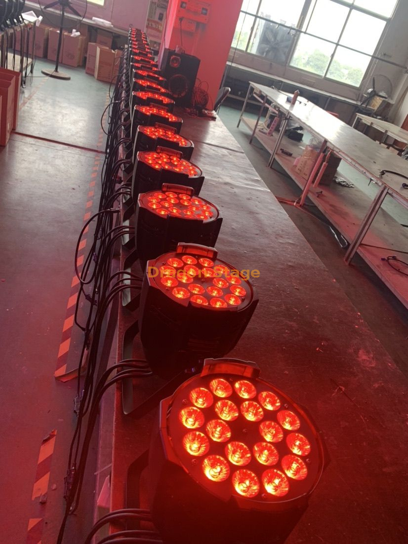 18 six-in-one cast aluminum par lights (2)