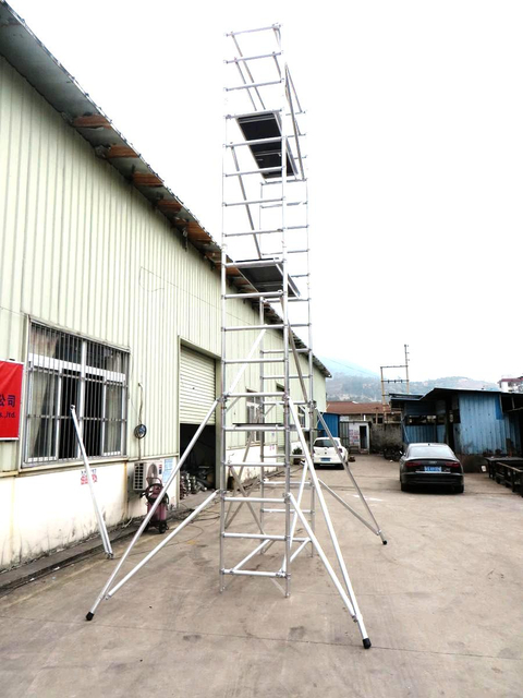 Aluminum Mobile Ladder Single Scaffold Tower 0.75x3m Height 4m