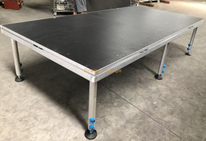 6 legs Outdoor Performance Non-slip Portable Quick Stage 2x1m