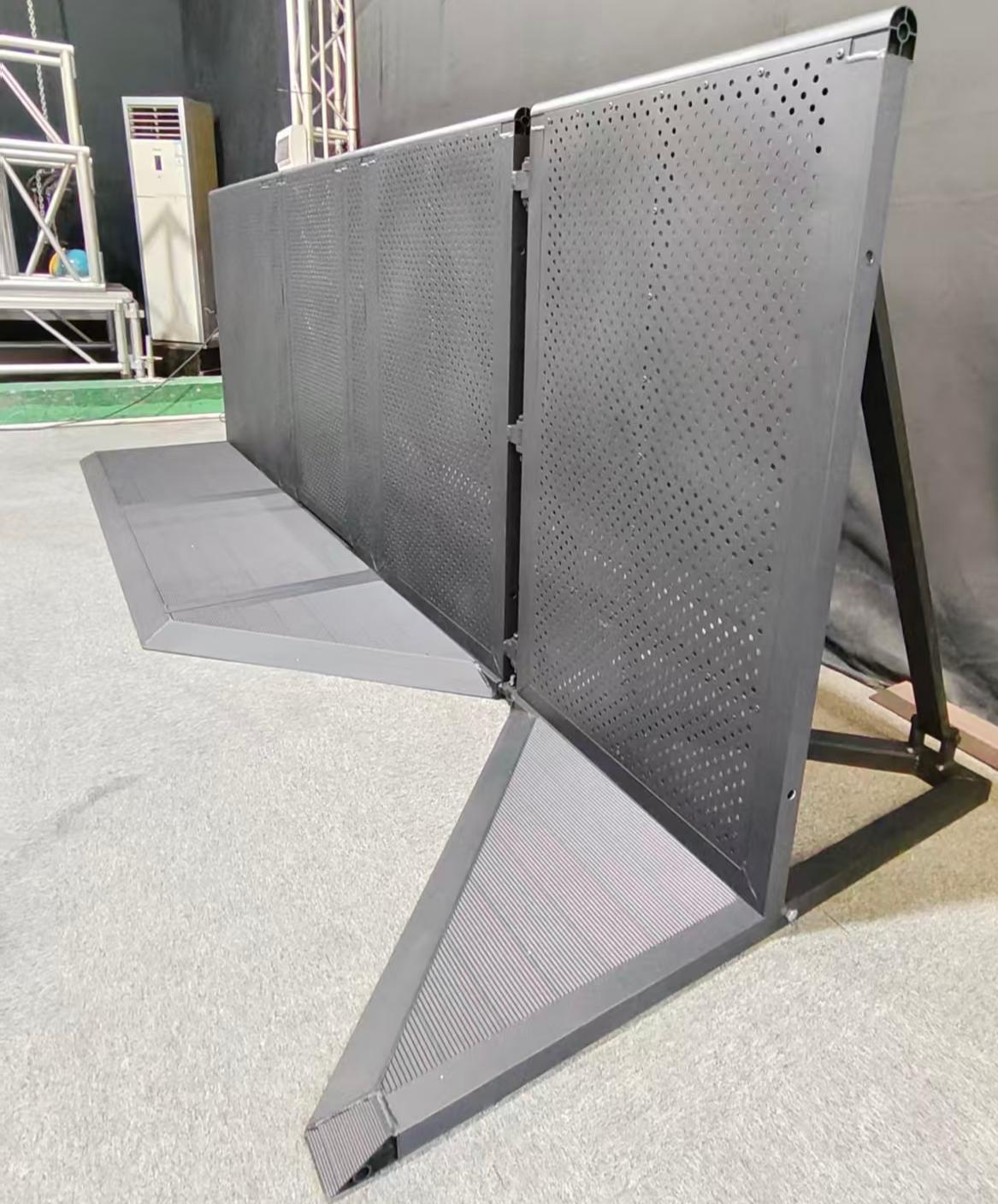 crowd control barrier.jpg