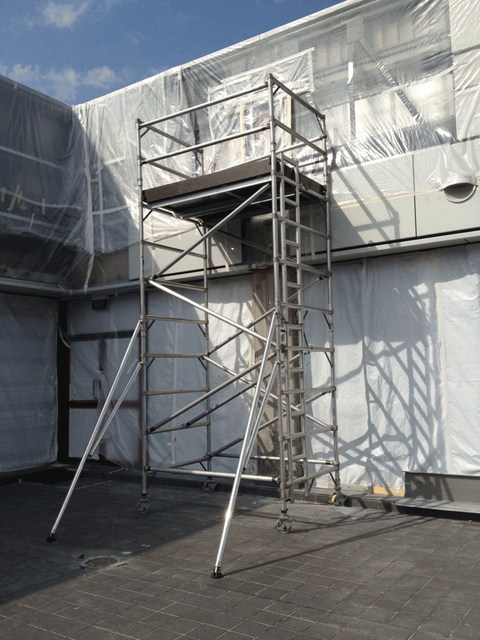 Adjustable Aluminum Mobile Scaffold Tower with Stair for Sale