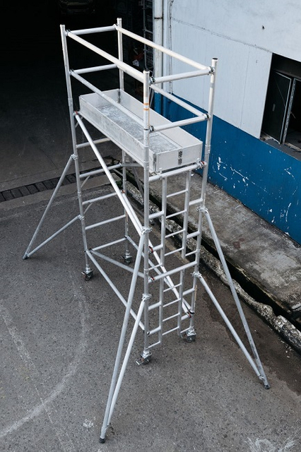 2.5m Single Row Frame Rolling Mobile Aluminum Scaffolding for Sale