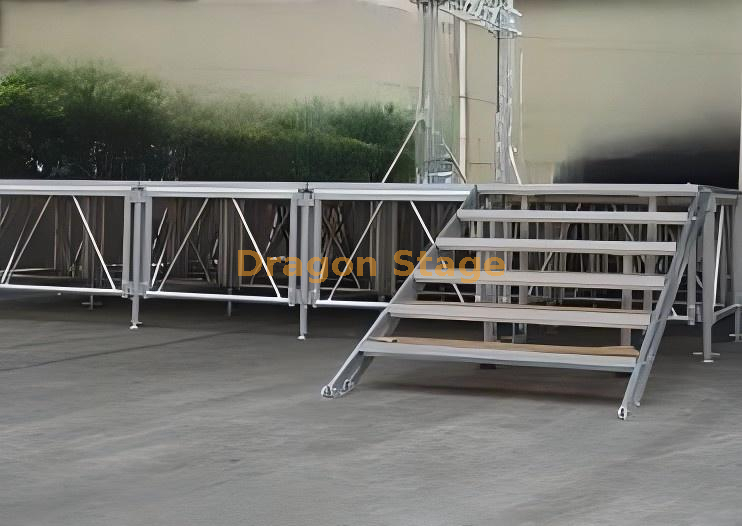 Easy Set Up Portable Aluminum Catwalk Event Stages 15.86x13.42m