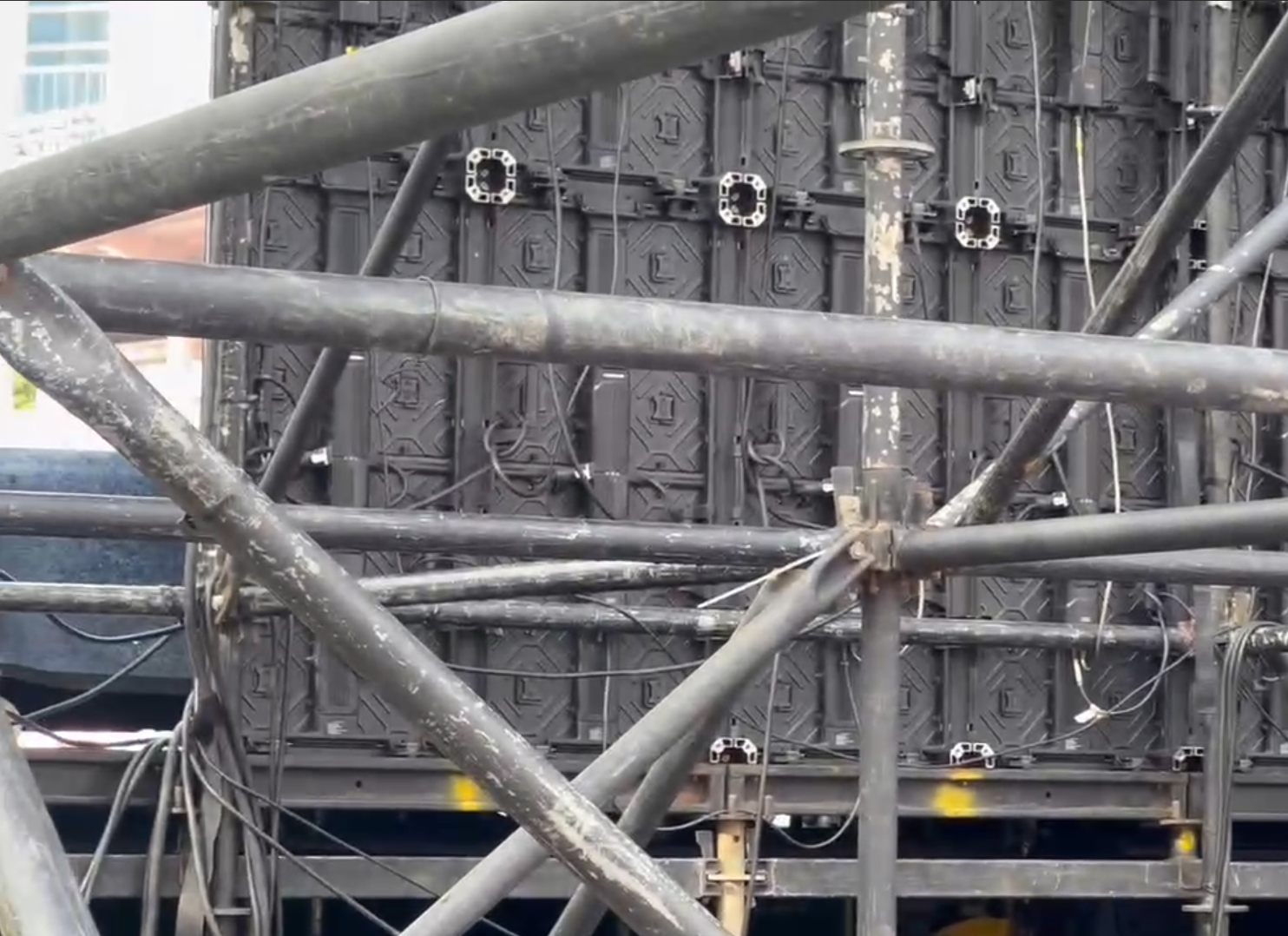 main stage led.png