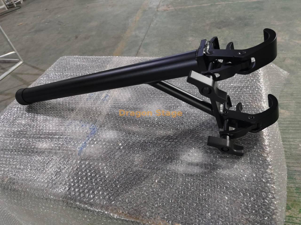 black boom arm truss (4)