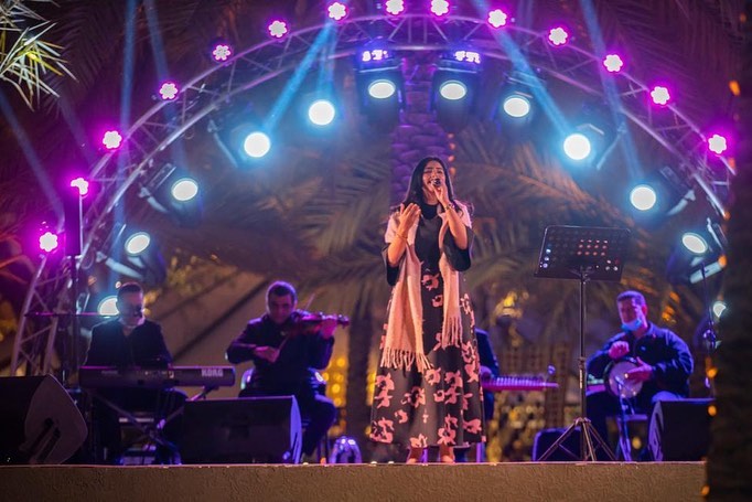 curved lighting truss