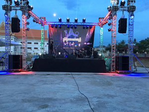 line array speakers' sound solution for outdoor professional concert sound system for concert (5000-10000 People)