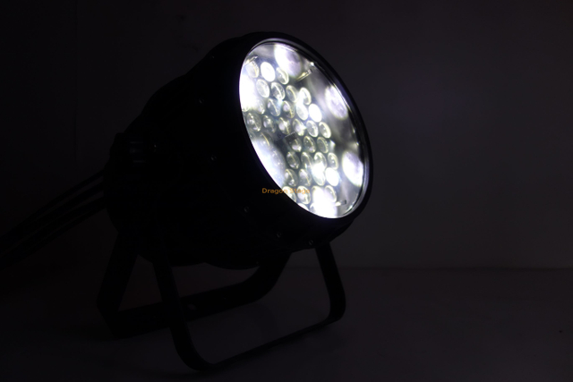 54beads 3W RGBW Waterproof Cast Aluminum Focusing Par Light