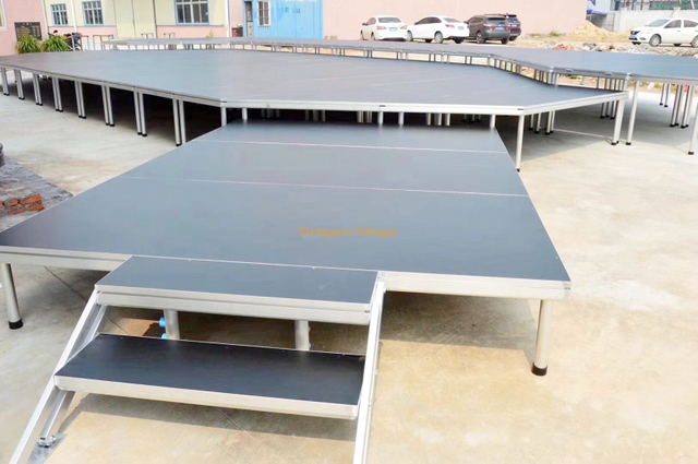 Fast Aluminum Quick Stage Platform For Concert Event 4.88x3.66m Height 0.4-0.6m