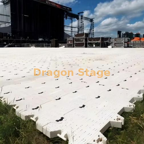 Interlocking tent floor tiles for outdoor parties