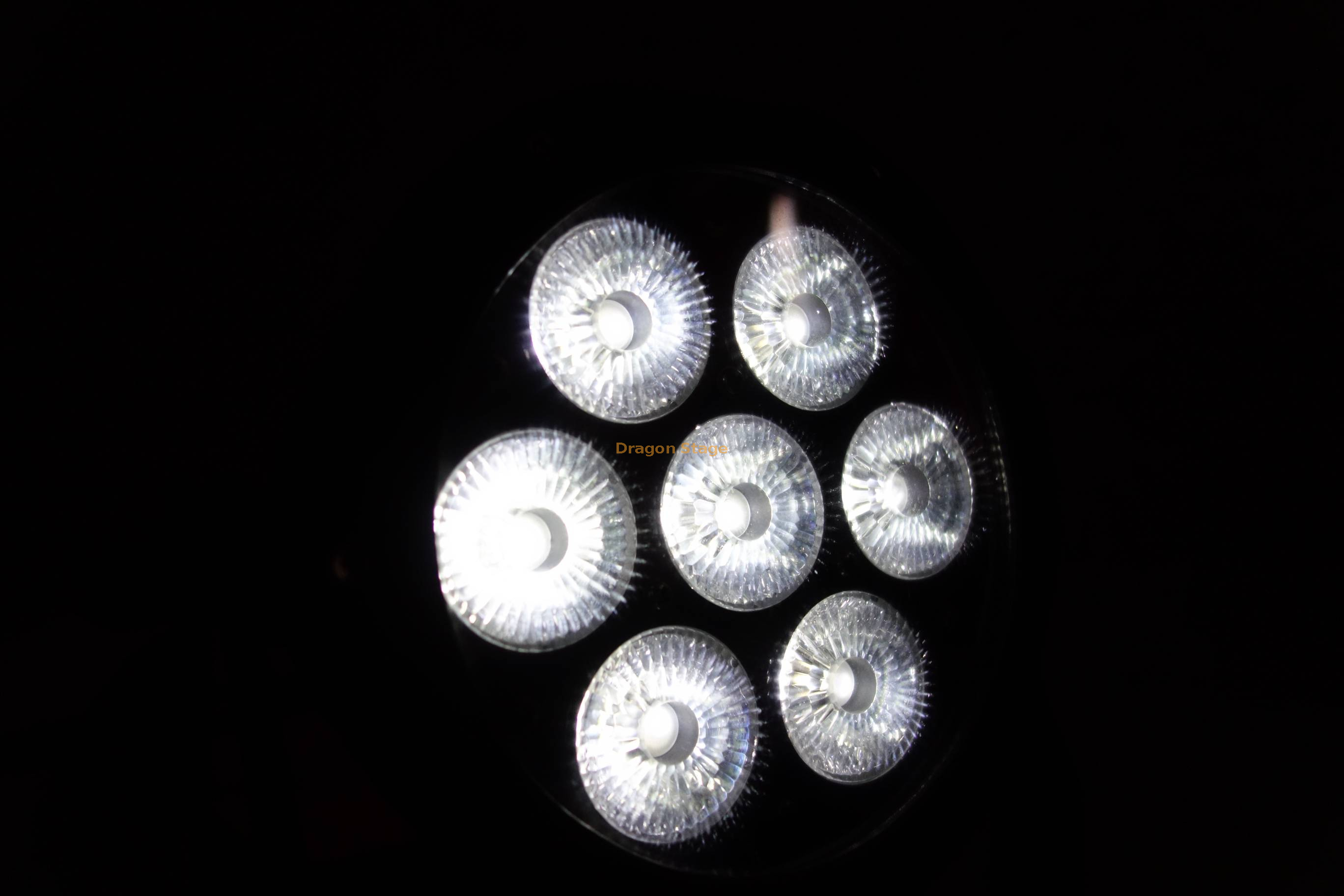 7 Beads 4in1 Cast Aluminum Par Light (silent Model) (5)