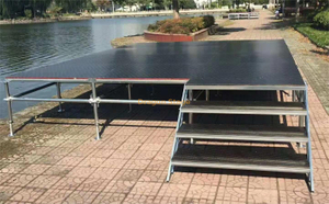 Quick Layer Steel Scaffolding Stage for Outdoor Events 73.2x36.6m Height 1.2m with 2 Stairs