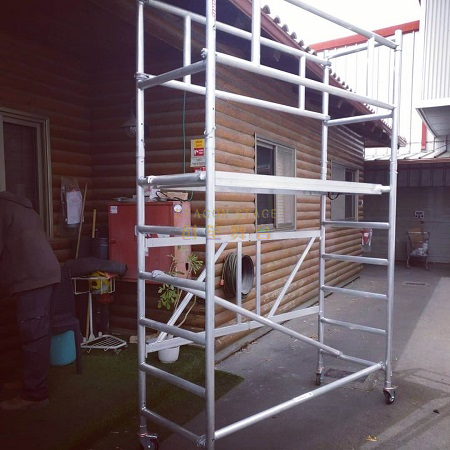 Lightweight Mobile Ladder Foldable scaffolding