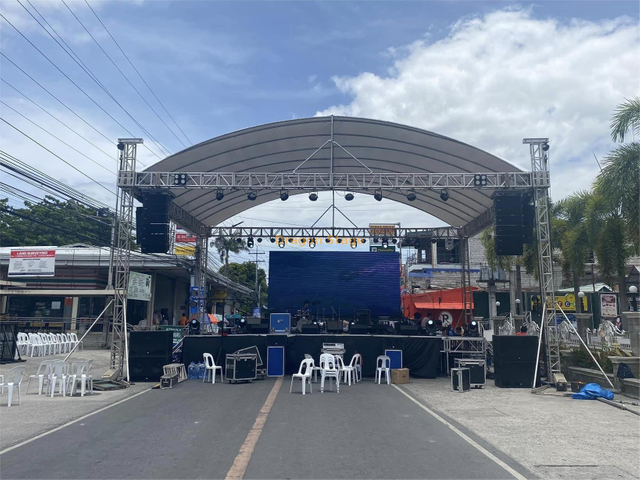 Event Curved Roof Display Truss System 8x7x7m