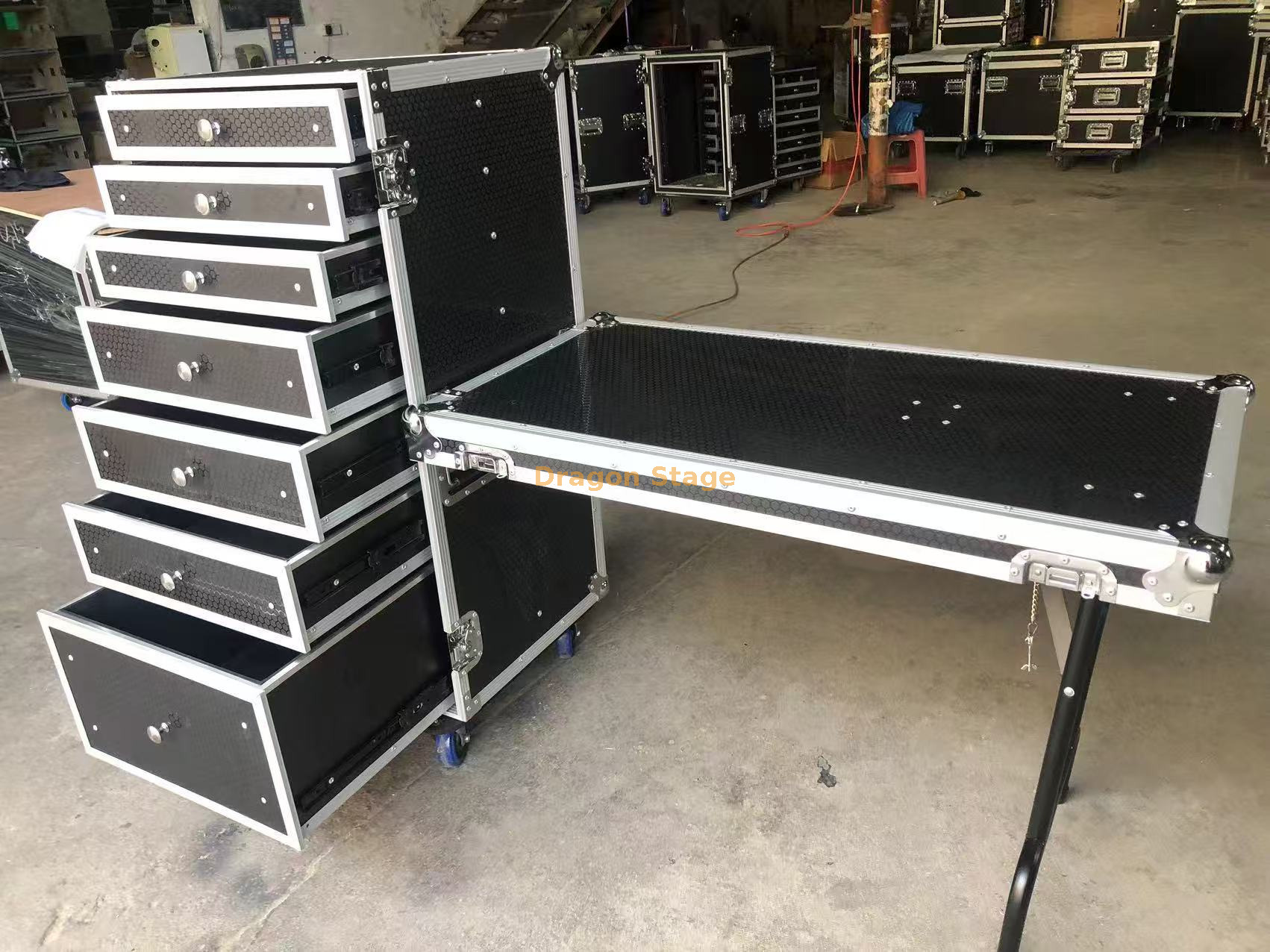 20 U drawer case (2)