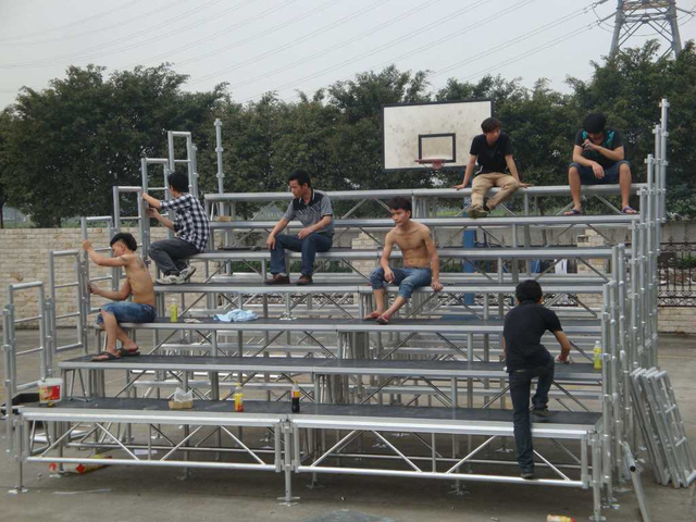 Outdoor Stadium Aluminum Grandstand Seating System for 500 People