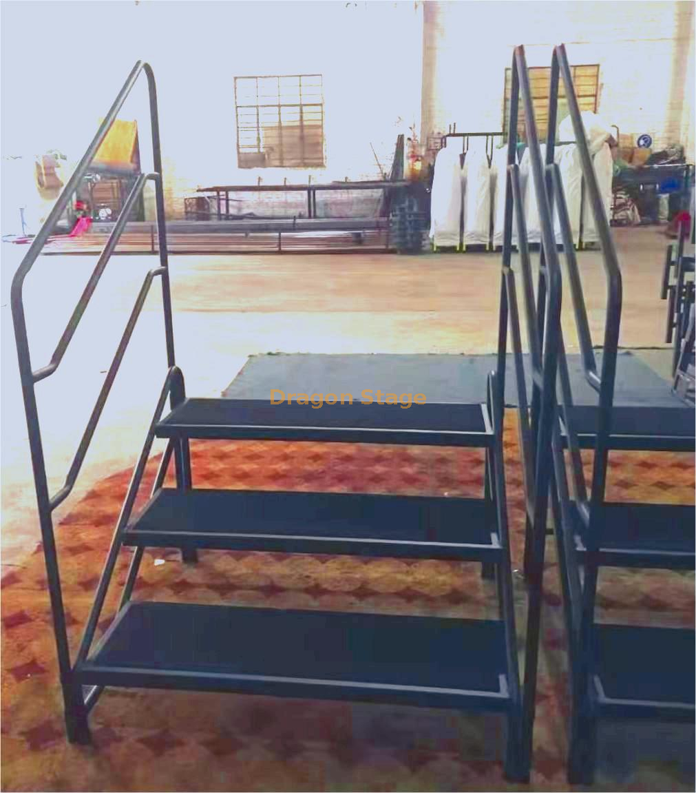 3 steps with handrails for steel folding stage