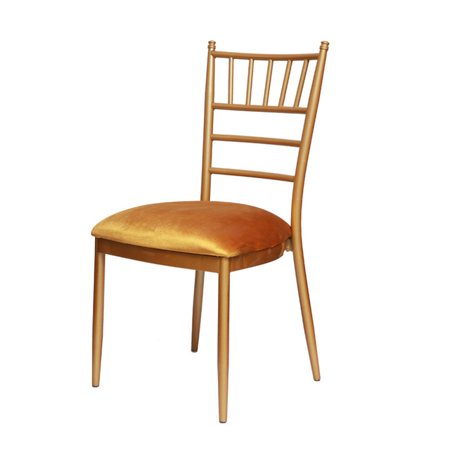 Manufacturer's direct delivery of European style golden metal soft pack bamboo chairs, banquet hotels, restaurants, outdoor wedding bamboo chairs