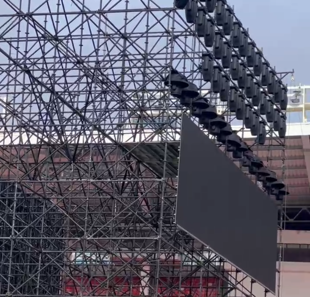 led on foh front side.png