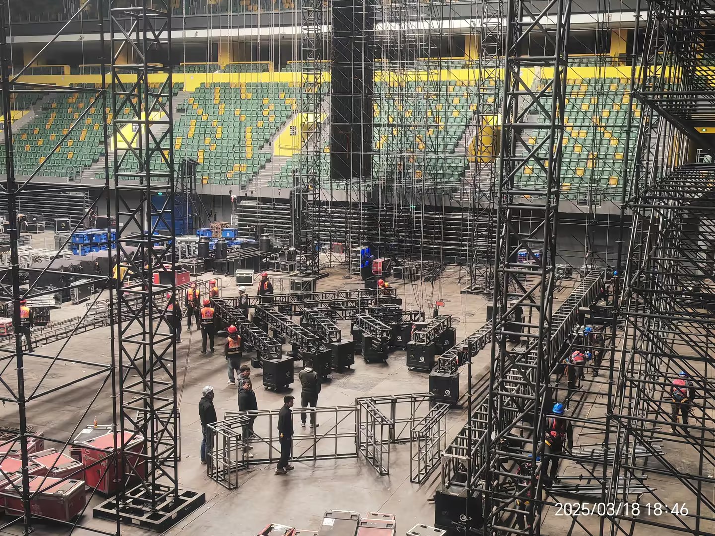 install led frames in the concert stage