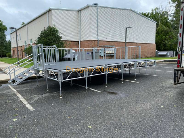 Aluminum Portable Wooden Runway Outdoor Truss Stage with Rails for Tour Event Performance 4x7m 12x24ft