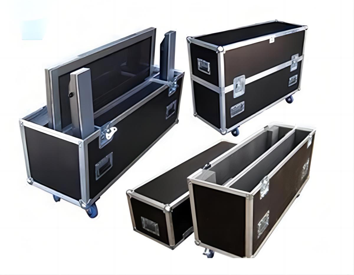 What are the characteristics of LED flight case